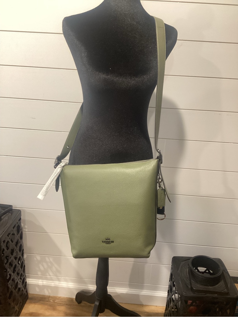 Coach women Pebbled Leather bucket Bag in Light Olive